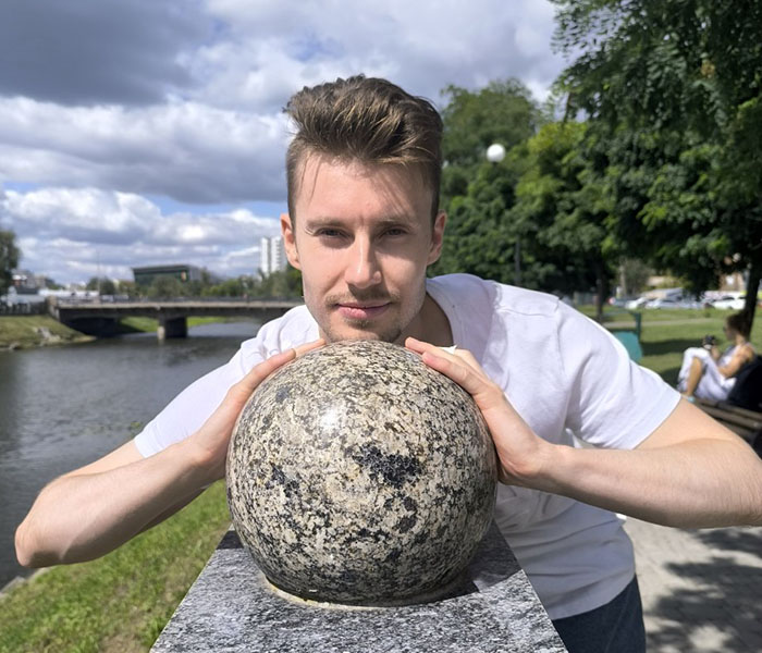 Манзолевський Владислав Олександрович